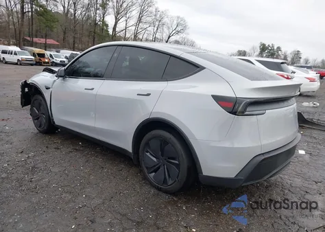 2026 Tesla Model Y Premium Rear-Wheel Drive/Standard Rear-Wheel Drive z USA, uszkodzony, nr VIN 7SAYGDED2TA476063